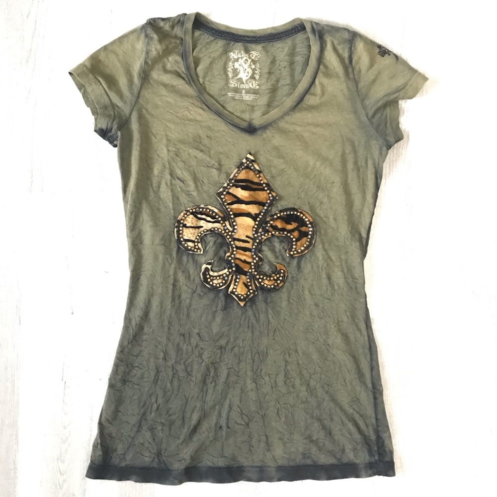Buckle Shirt